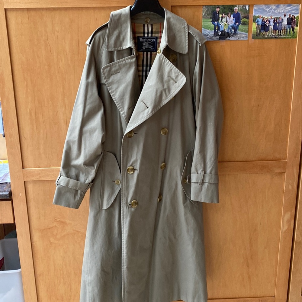 Men’s Burberry trench coat